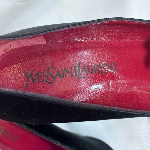 YVES SAINT LAURENT Sz 9 Pointy Wedges Ruffle Detail Made in Italy Leather Insole - Picture 4 of 9